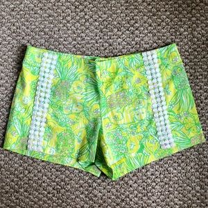 Lilly Pulitzer High Waisted Shorts Size 6